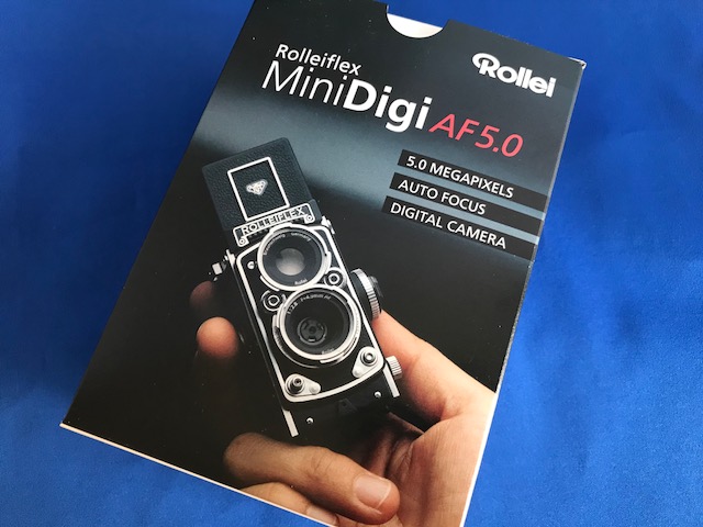 Rolleiflex MiniDigi】2.8Fがモデルの本格ミニチュアカメラ