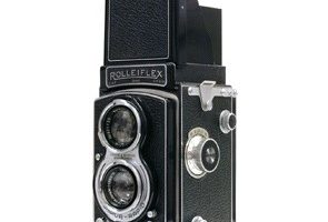 Rolleiflex MiniDigi】2.8Fがモデルの本格ミニチュアカメラ